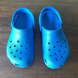 Youth size 4 blue crocs